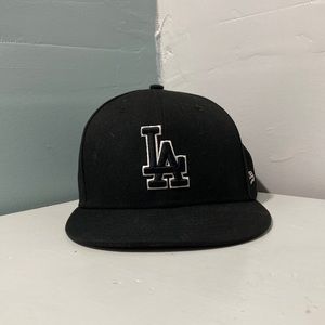 Los Angeles Dodgers Black fitted hat